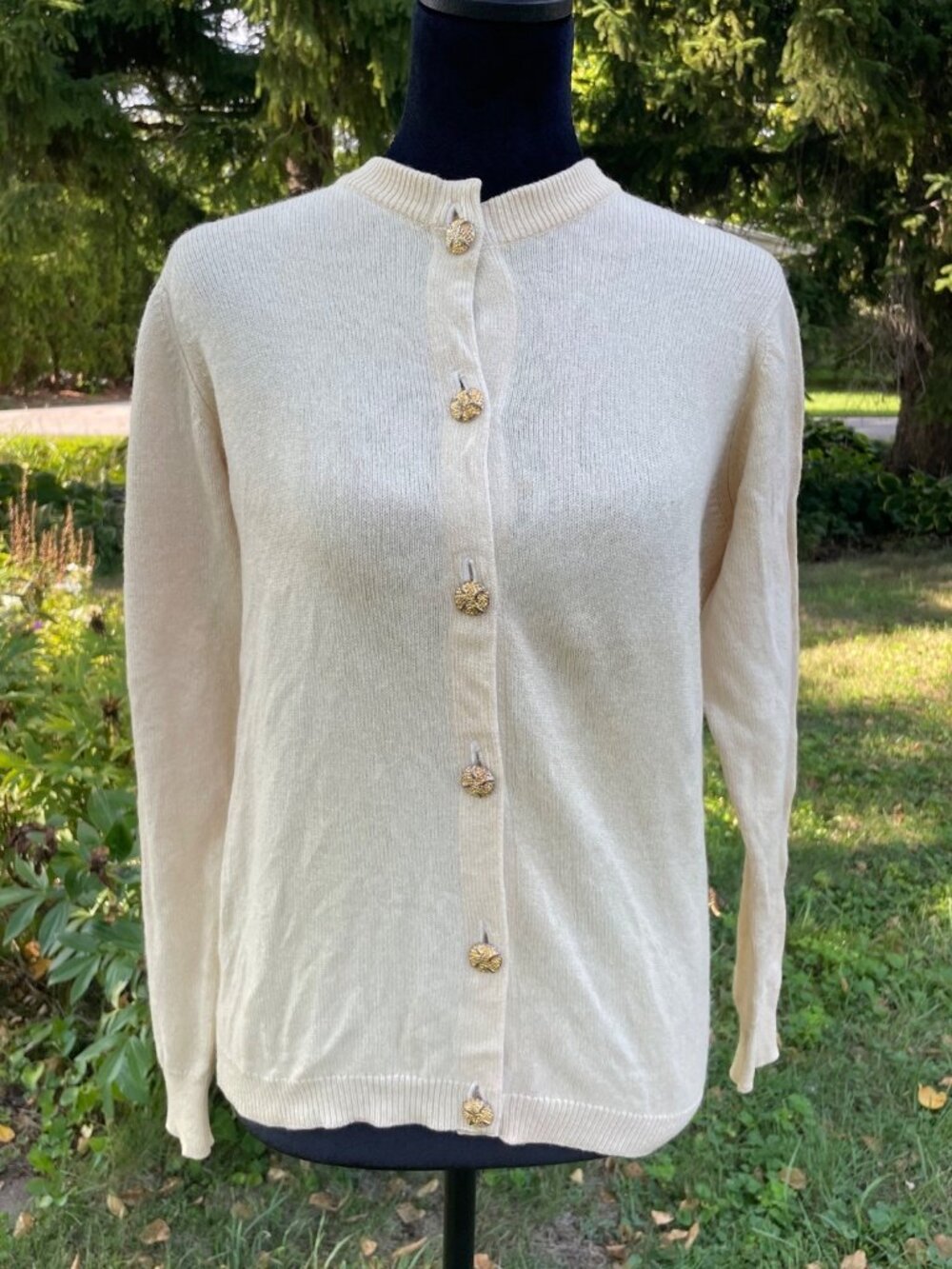 Vintage 50s 60s Ballantyne Cardigan Cream 100% Cashmere Gold Buttons S 38